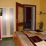 Apartament Paradies *